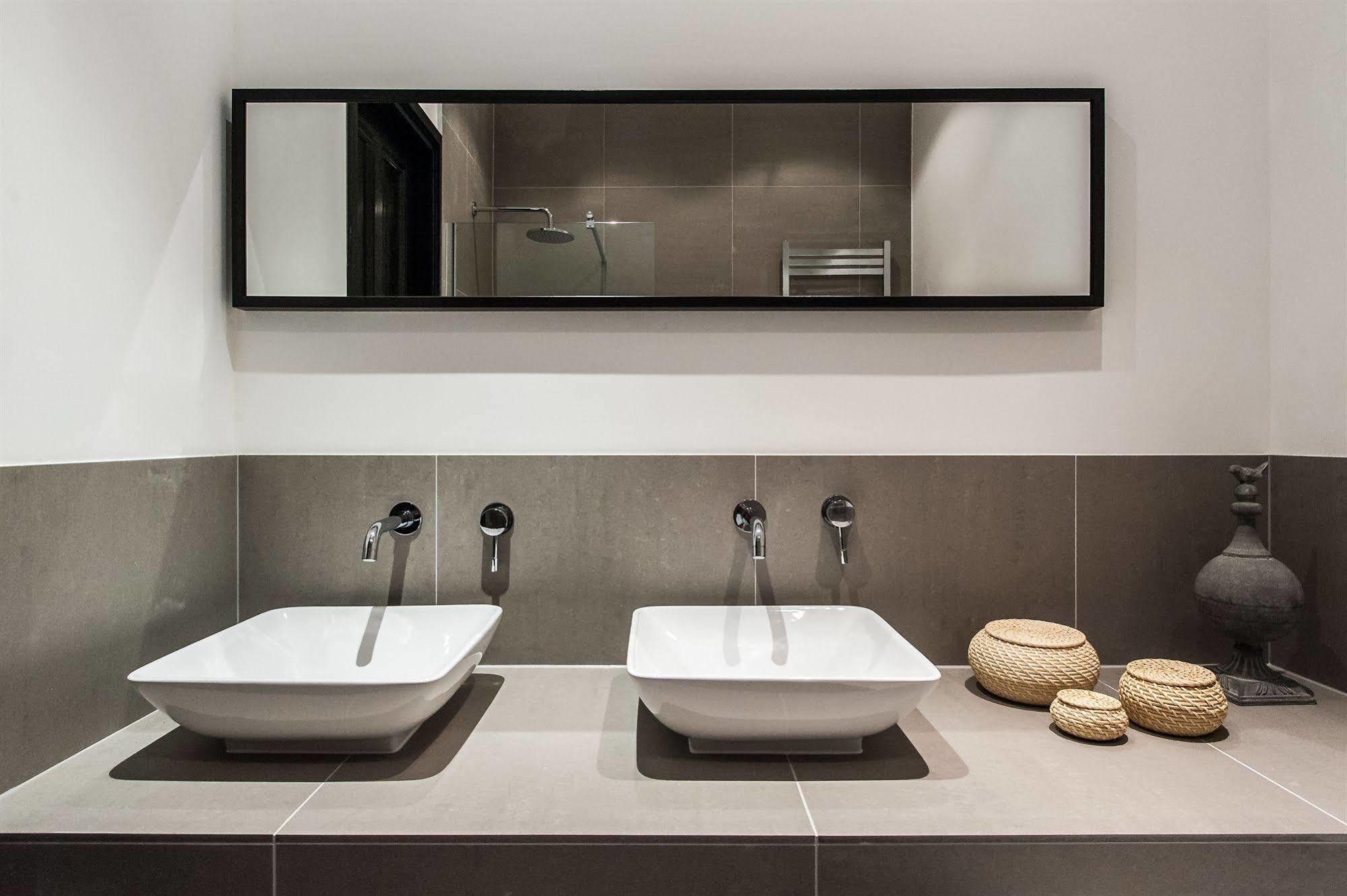 Short Stay Group Tropen Serviced Apartments Amesterdão Exterior foto